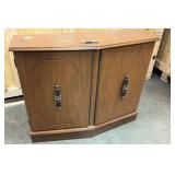 Vintage Ethan Allen Heirloom Nutmeg Maple Cabinet