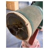 Grizzly G3623 Industrial Buffer with Stand