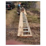 Heavy-duty wood sanding, Cleaning, de-barking, finish spraying on conveyor line designed for handling trim, rough sawn and smooth lumbe