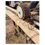 Heavy-duty wood sanding, Cleaning, de-barking, finish spraying on conveyor line designed for handling trim, rough sawn and smooth lumbe