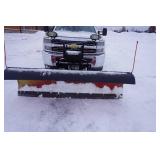 2015 Chevy 2500 HD Extended Cab 4 x 4 Pickup Truck With 8