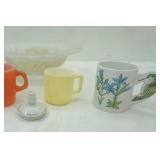 Vintage Frosted Glass Fruit Bowl and Vintage Coffee Cups