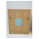 (2ct) Franklin Mint 1986. Parian Porcelain Relief Artworks