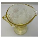 Vintage Hazel atlas Yellow Florentine No. 2 7 1/2" 28 Oz. Cone Footed Pitcher & Four Footed Glasses