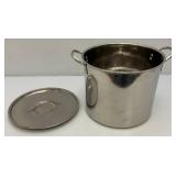 Stainless Steel Stock Pot With Lid (Lightly Used)