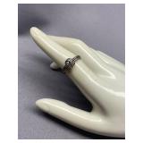 Signed Sterling Silver 925 Knot Ring with Inset Stones, Size 6.75