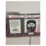 Gearbox 1912 Ford Oil Tanker Texaco Die-Cast Coin Bank Lot with Gas Pump Replica