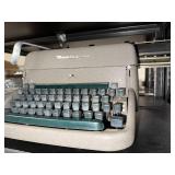 Vintage Remington Manual Typewriter