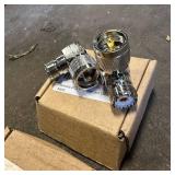 Maxmoral Jack connector