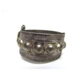 Ornate Old Middle Eastern Dhofar Bracelet w/Screw Clasp