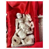 Outstanding Large Vintage Oriental Carved Bone Chess Set w/Case