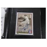 Upper Deck Baseball Heroes Rollie Fingers Autograph Card w/ Booklet