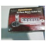 12pc Metric socket set with ratchet...