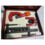 Flaring tool in metal case, channel...