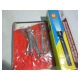 12 LED/Halogen rechargeable flashli...