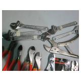 Vise grips locking pliers, crescent...