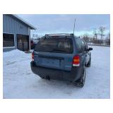 2005 Ford Escape 4WD only 97,164 miles!