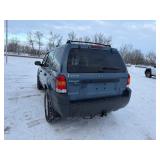 2005 Ford Escape 4WD only 97,164 miles!