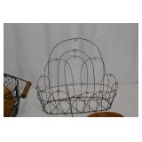 Mixed Lot Wooden Bowls and Wire Baskets - Kitchen/Home Decor (5 Pieces)