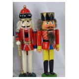 Nutcrackers - 6-Piece Wooden Military Figure Set