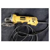 Angle Grinder - DeWalt D28402 4-1/2 in (115 mm)