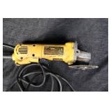 Angle Grinder - DeWalt D28402 4-1/2 in (115 mm)