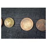 Copper Pennies & Small Gold-Toned Coin - Loose Coin Lot