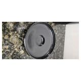 Lot of 7 – 3-Quart Plastic Round Ice Buckets (Black color with lids) from a Shutdown Hotel