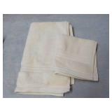 Ivory Hand Towel and Wash Cloth Set...