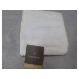 Croscill Hand Towel 16 x 30"...