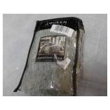 J. Queen European Sham...