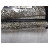 J. Queen European Sham...