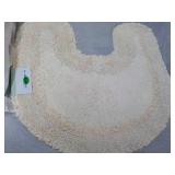 Double Ruffle Rug 20 x 20"...