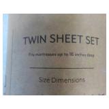 Patterned 3 pc Twin Sheet Set...