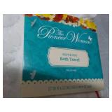 Set of 3 The Pioneer Women Sculpted...