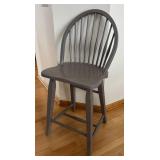 K - Sensational Dining Table with 6 Gray Windsor-Style Chairs