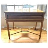 LR - Vintage Four Leaf Expanding Table