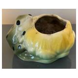 LL  - Petite Vintage Frog Planter