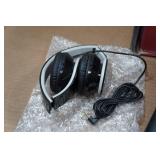 Minelab Vanquish 440 Metal Detector Adventure Pack