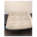 NEW KIRKLAND SIGNATURE LARGE PET BED (BROWN/CREAM)