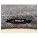 NEW KIRKLAND SIGNATURE FUR BED (GRAY)
