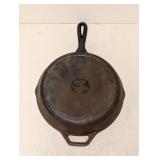 LODGE CAST IRON SKILLET