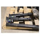 Heavy-Duty Vehicle Wheel Lift with Draw-Tite Hitch and Hydraulic Jack