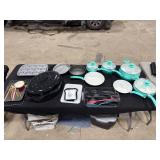 Kitchen Cookware & Bakeware Lot