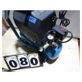 Makita 2.6 Gallon Air Compressor