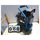 Makita 2.6 Gallon Air Compressor