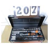 Wokin Industrial 98 Pc Tool Chest Set