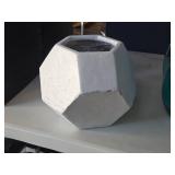 Table Vase 11" x 11" x 9-1/2" (hexagonal)