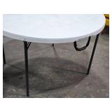 Lifetime Round Portable Table 29" x 4