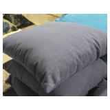 Lot of (4) 15" Throw Pillows